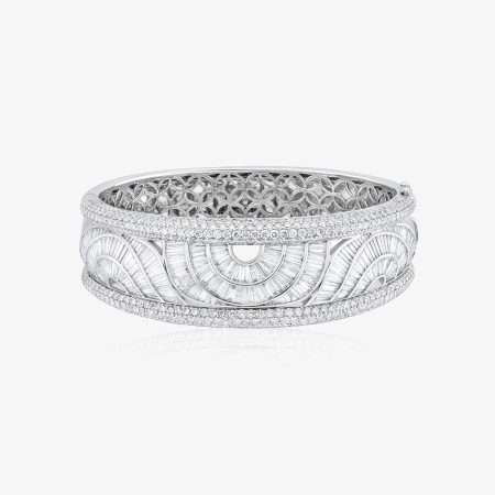 Special Diamond Bangle, White Gold